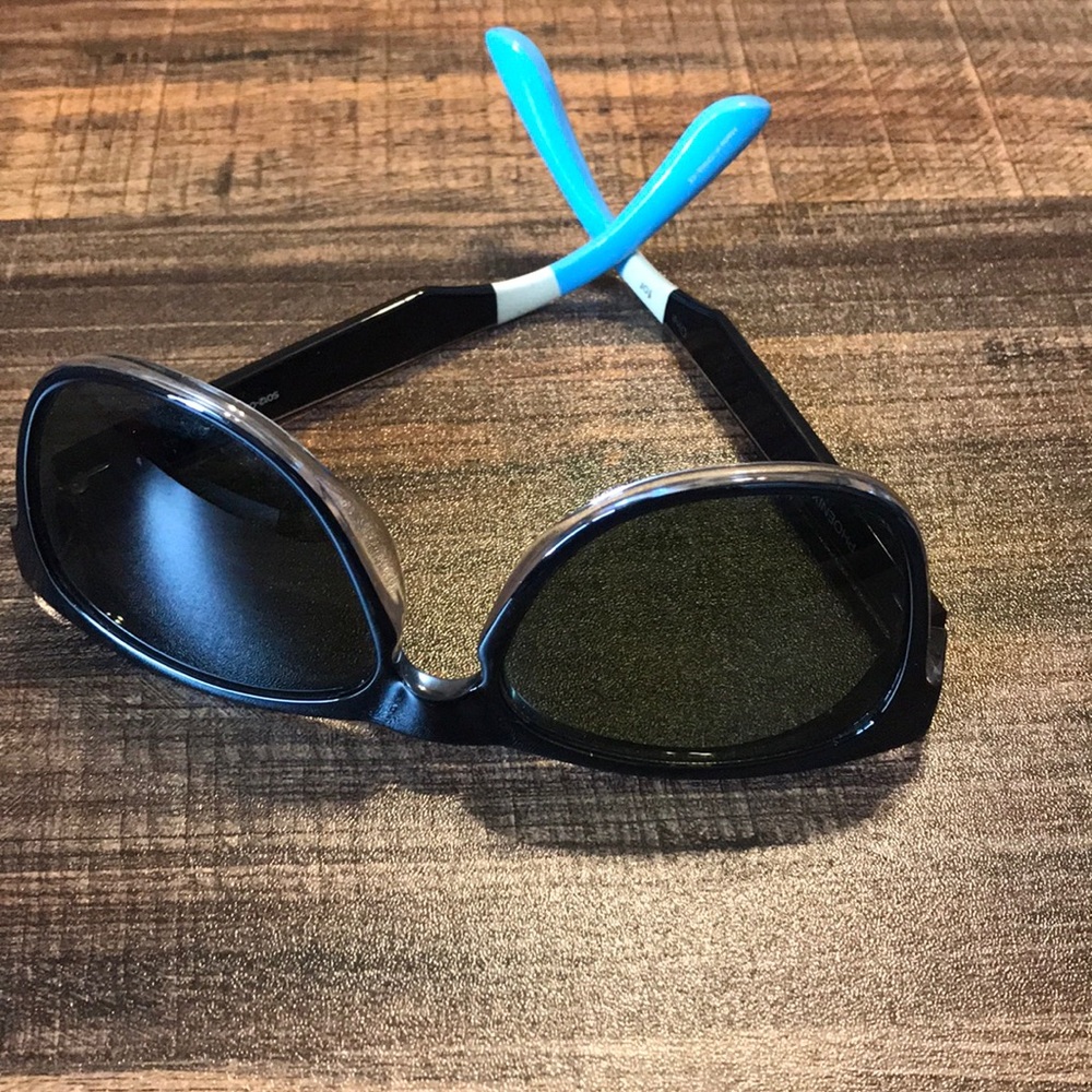 TOMS Sunglasses